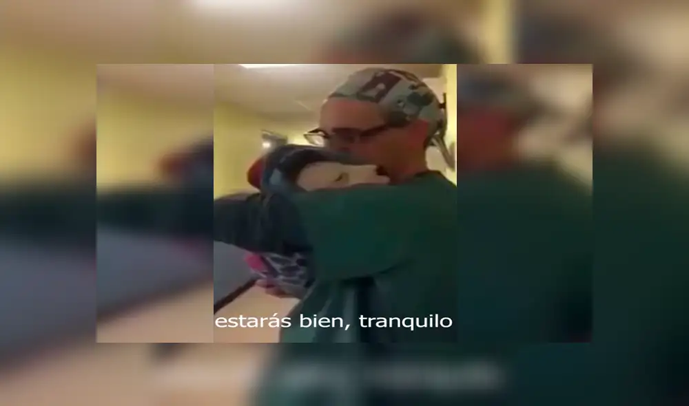 En Facebook, un joven veterinario abrazó a un cachorro con la intención de calmarlo después de su operación. En Facebook, un joven veterinario abrazó a un cachorro con la intención de calmarlo después de su operación.