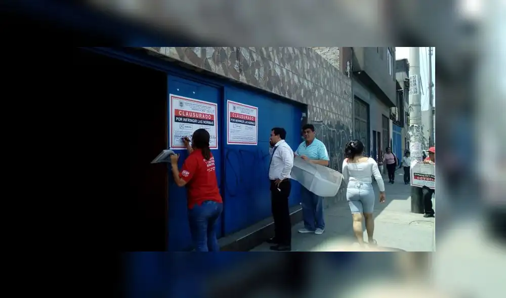 Local funcionaba como bar, pese a que no contaban con la licencia de funcionamiento. Local funcionaba como bar, pese a que no contaban con la licencia de funcionamiento.