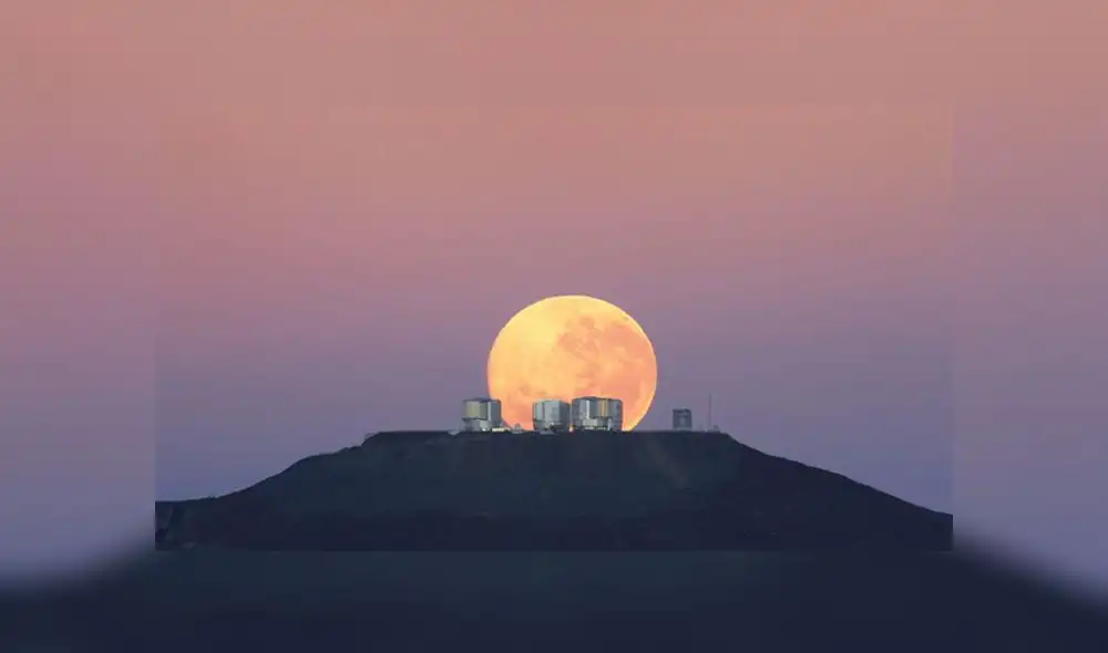 Luna rosa: el fenómeno lunar iluminó la Semana Santa este viernes Luna rosa: el fenómeno lunar iluminó la Semana Santa este viernes