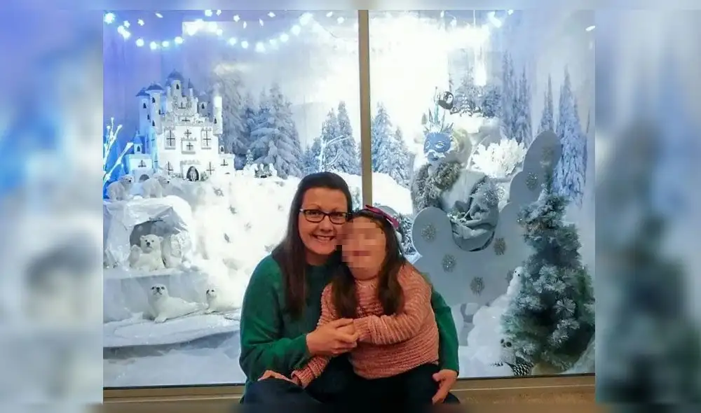 Recreó el Polo Norte en hospital solo para sorprender a su hija gravemente enferma 