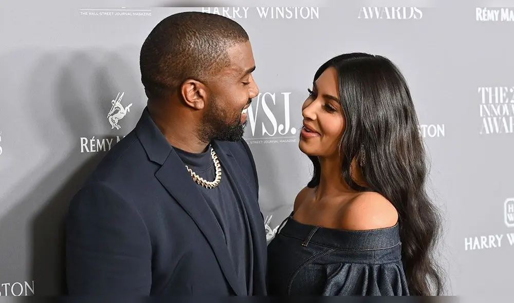 A través de Twitter, Kanye West le pidió perdón a su esposa Kim Kardashian por soltar cosas íntimas de ambos. Foto: AFP