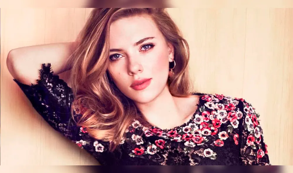 Scarlett Johansson y Capitán América hacen alarde de su relación [VIDEO]