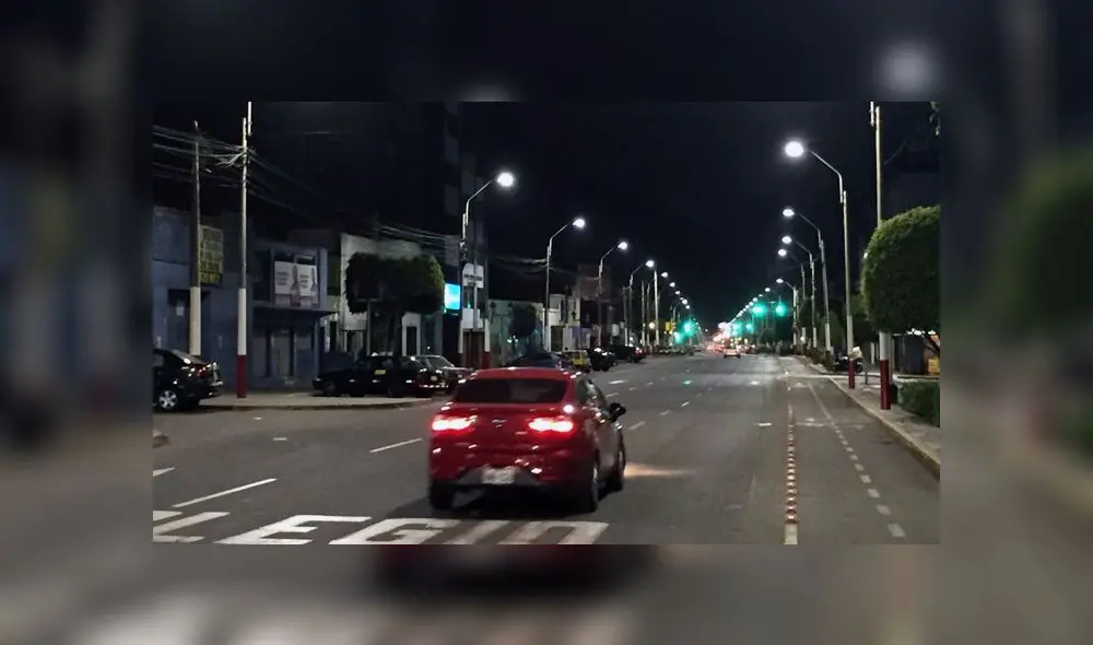 Instalan alumbrado público LED en tres distritos Instalan alumbrado público LED en tres distritos