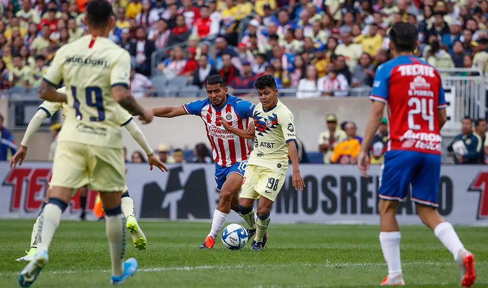 América enfrenta a Chivas por semifinales de la Copa GNP por México. (Foto: AFP) América enfrenta a Chivas por semifinales de la Copa GNP por México. (Foto: AFP)