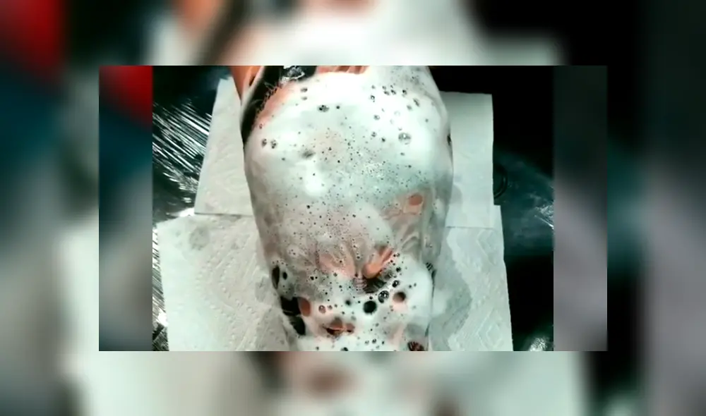 En Facebook se viralizó el increíble resultado del tatuaje que se hizo un joven con el rostro del payaso 'Pennywise'.