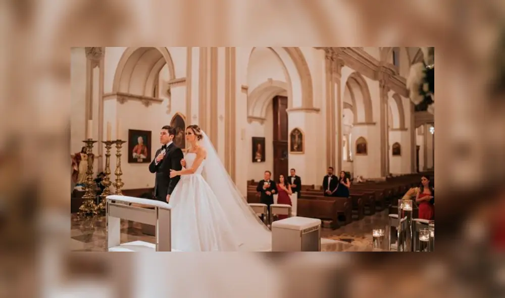 El político y la influencer, mexicanos, no respetaron el aislamiento. Foto: Instagram El político y la influencer, mexicanos, no respetaron el aislamiento. Foto: Instagram