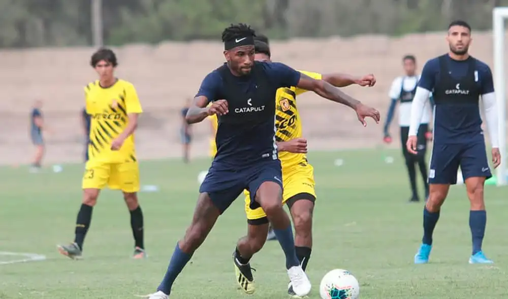 Carlos Ascues es noticia nuevamente por temas extrafutbolísticos. Carlos Ascues es noticia nuevamente por temas extrafutbolísticos.