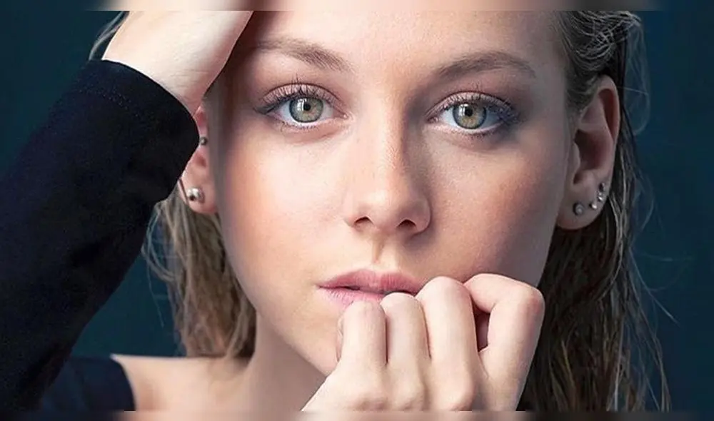 Las series y películas de Ester Expósito. Créditos: composición