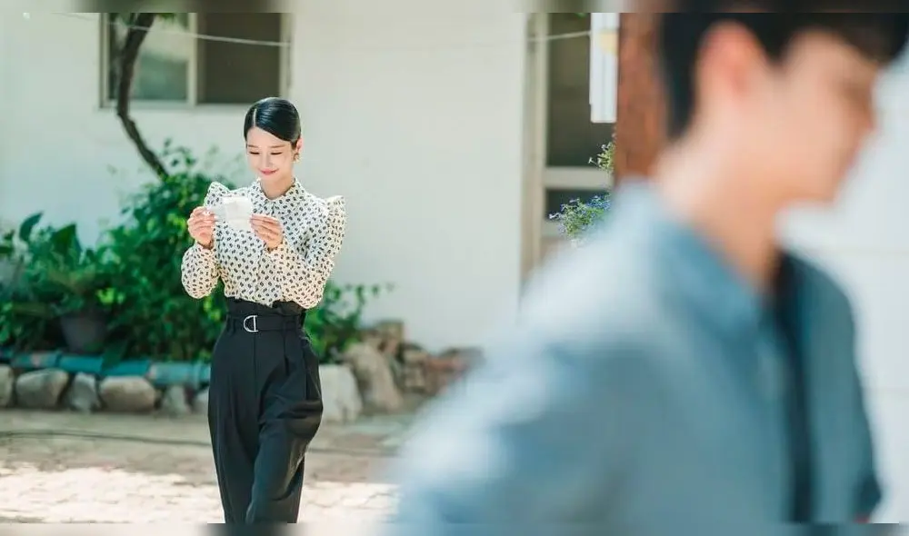 Desliza para ver más fotos del capítulo 10 del drama It's okay to not be okay. Créditos: tvN