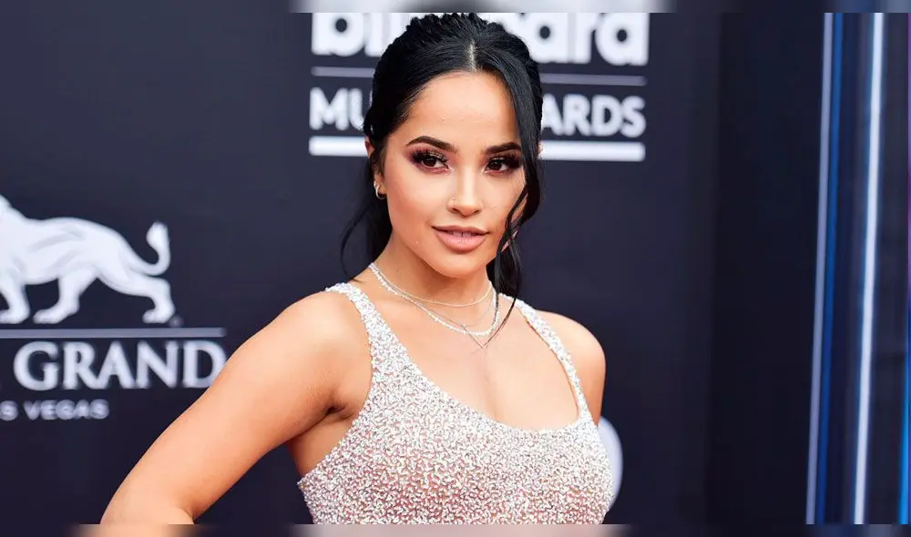 Becky G, Instagram, vestido de novia