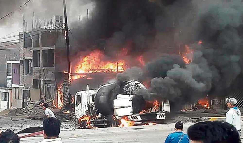 Infierno. Deflagración en VES va dejando 30 fallecidos. Infierno. Deflagración en VES va dejando 30 fallecidos.