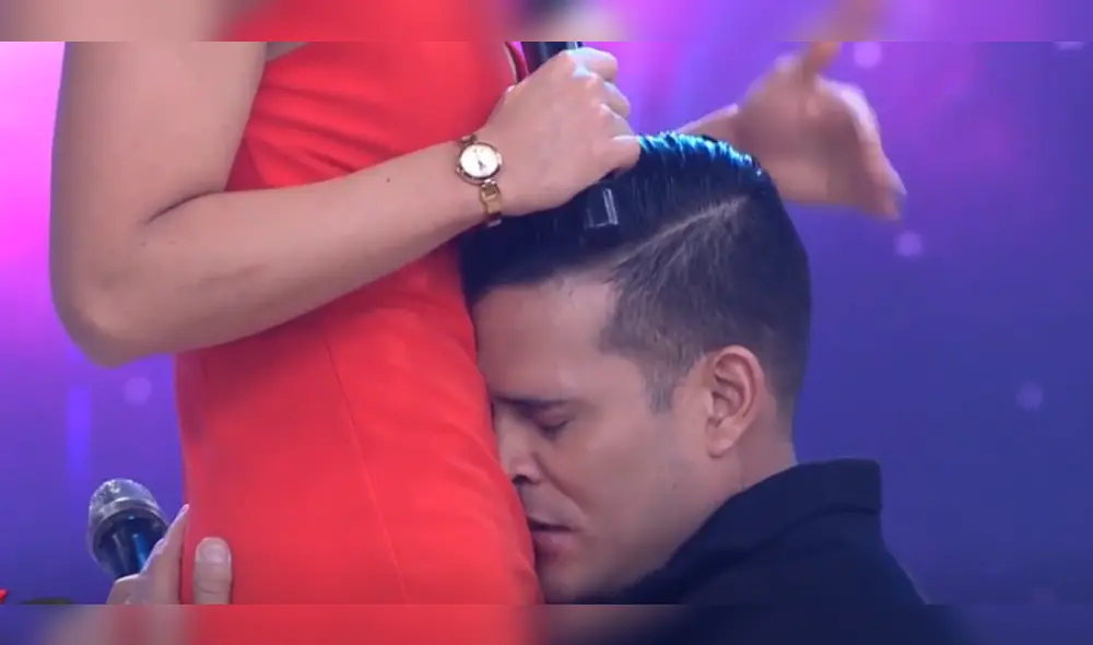 Isabel Acevedo hace llorar a Christian Domínguez con revelación de embarazo Isabel Acevedo hace llorar a Christian Domínguez con revelación de embarazo