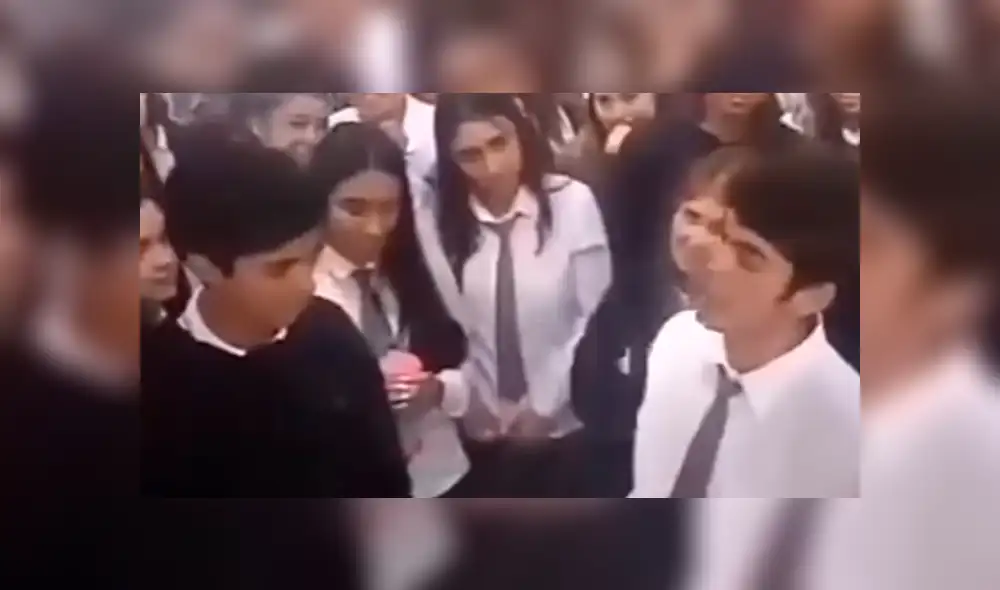 Facebook viral: sus alumnos lo insultaron durante batallla de rap, sin saber que él oía todo [VIDEO]