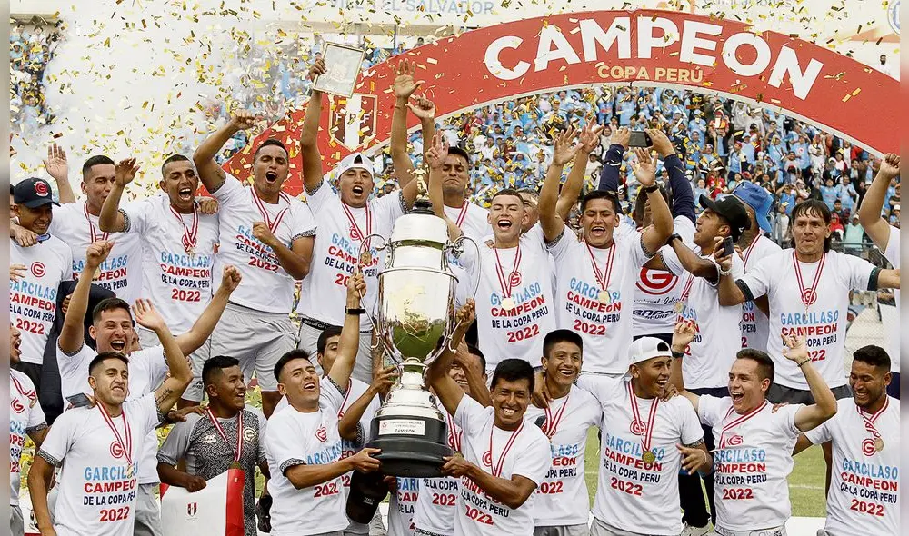 FELICIDAD. Cuatro penales justos hubo en el partido para el triunfo y la copa para el Deportivo Garcilaso. Se lo dedicaron a los hinchas cusqueños. FELICIDAD. Cuatro penales justos hubo en el partido para el triunfo y la copa para el Deportivo Garcilaso. Se lo dedicaron a los hinchas cusqueños.