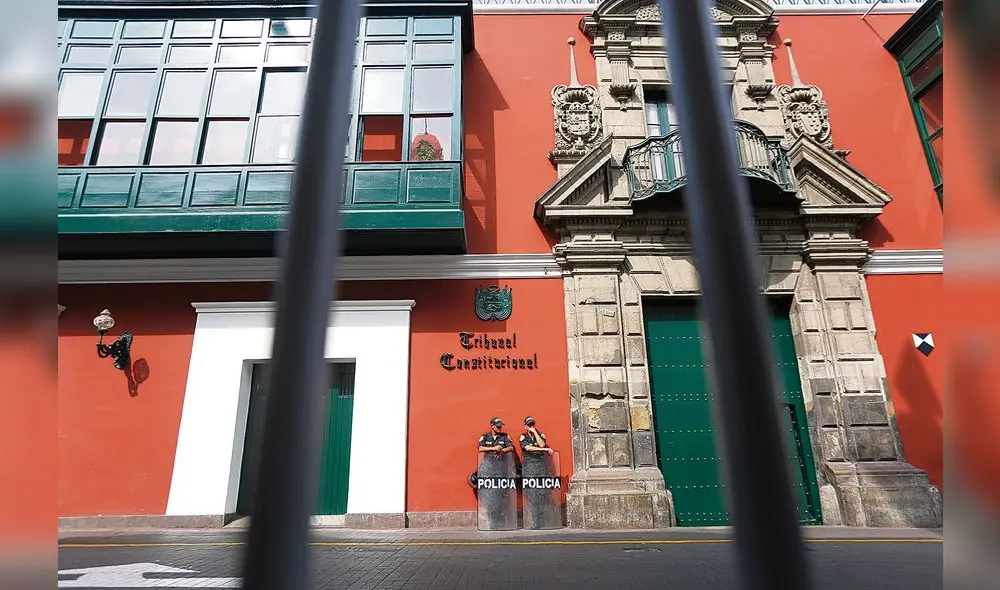 26-04-18 RENATO PAJUELO
TRIBUNAL CONSTITUCIONAL (TC) ORDENA REVOCAR ORDEN DE PRISION PREVENTIVA CONTRA OLLANTA Y NADINE.
FACHADA TRIBUNAL CONSTITUCIONAL 26-04-18 RENATO PAJUELO
TRIBUNAL CONSTITUCIONAL (TC) ORDENA REVOCAR ORDEN DE PRISION PREVENTIVA CONTRA OLLANTA Y NADINE.
FACHADA TRIBUNAL CONSTITUCIONAL