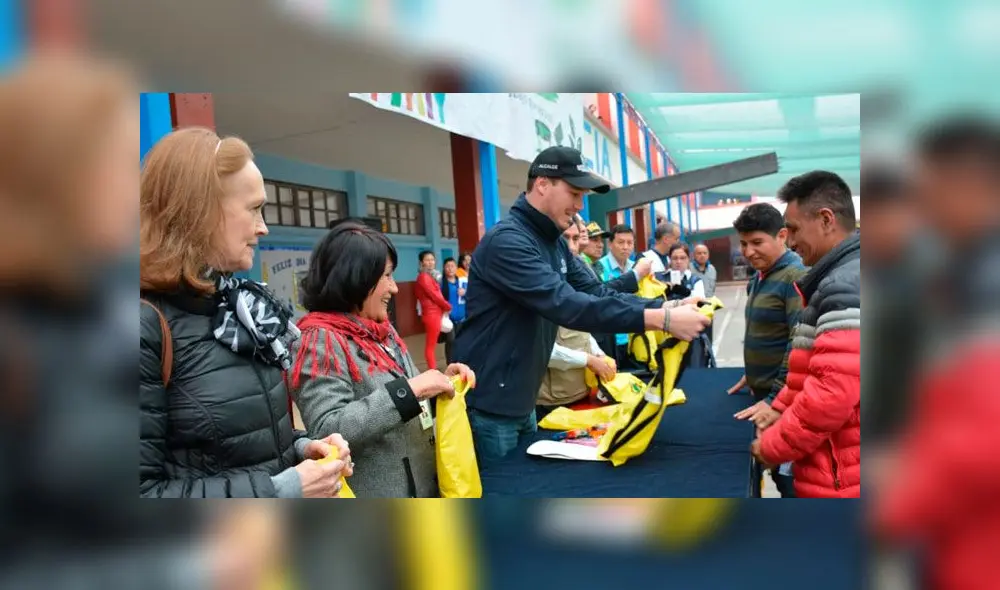 Alcalde de La Victoria estuvo presente durante trabajo de sentenciados. Créditos: Municipalidad de La Victoria. Alcalde de La Victoria estuvo presente durante trabajo de sentenciados. Créditos: Municipalidad de La Victoria.