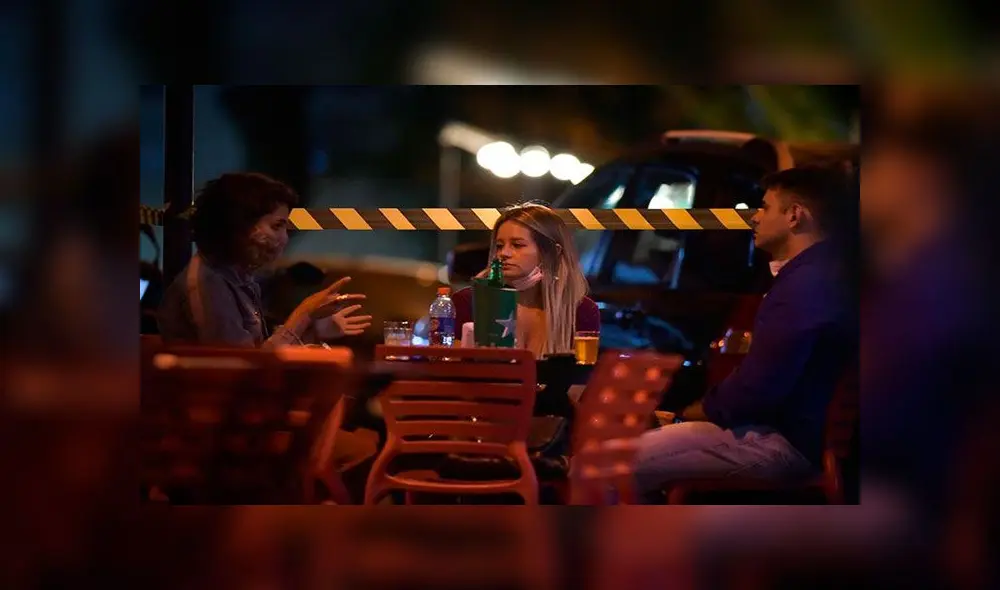 El jefe de la OMS se refirió a las infecciones registradas recientemente en clubes nocturnos. Foto: EFE El jefe de la OMS se refirió a las infecciones registradas recientemente en clubes nocturnos. Foto: EFE