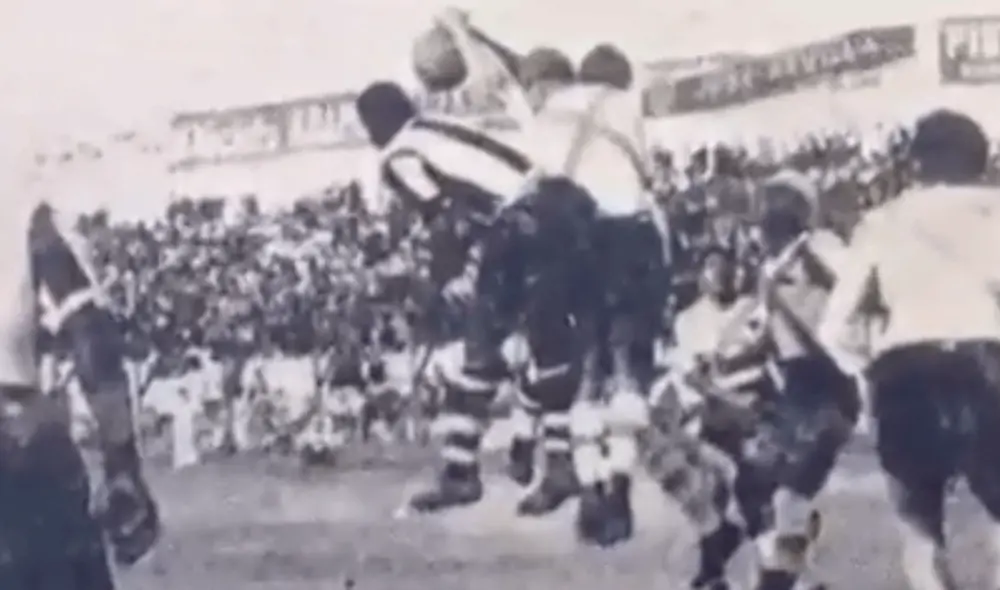 Pese a la presencia de figuras como Alejandro Villanueva o Adelfo Magallanes, el equipo quedó fuera de la primera división nacional. Foto: captura de DeChalaca.