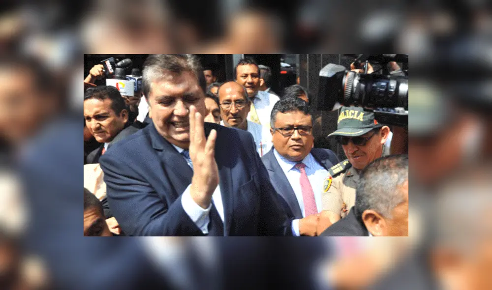 Sanguinetti niega haber sido consultado por asilo de Alan García