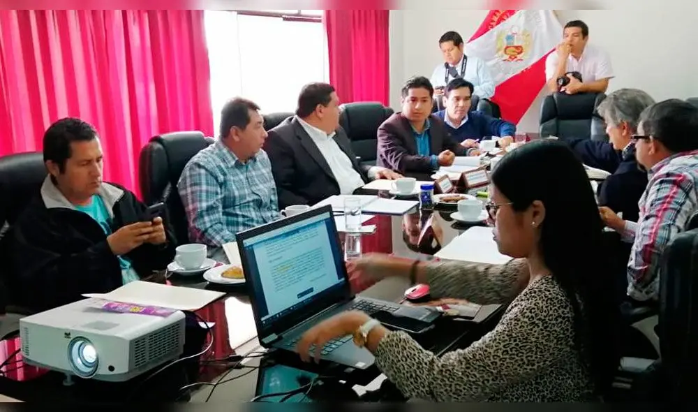 Autoridades definen acciones que faciliten la ejecución de la obra. Autoridades definen acciones que faciliten la ejecución de la obra.