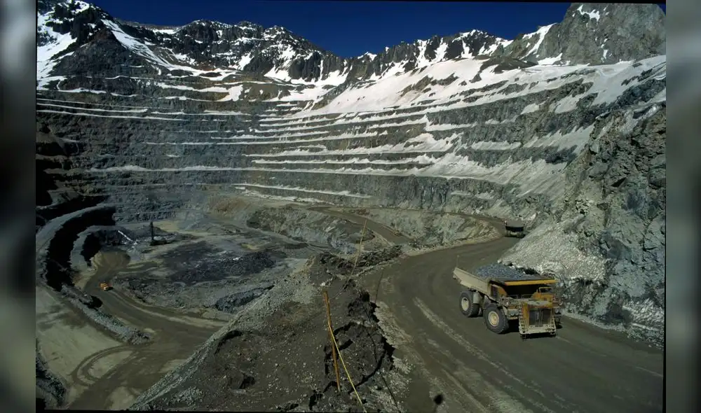 Glencore sigue comprando acciones de minera Volcan