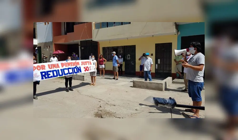 Padres afirman que también se han visto perjudicados por las restricciones de tránsito, pues sus negocios se han paralizado. (Foto: GLR - URPI) Padres afirman que también se han visto perjudicados por las restricciones de tránsito, pues sus negocios se han paralizado. (Foto: GLR - URPI)