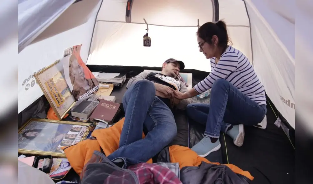 Fujimoristas visitaron a Mark Vito por descompensación en huelga de hambre [FOTOS]