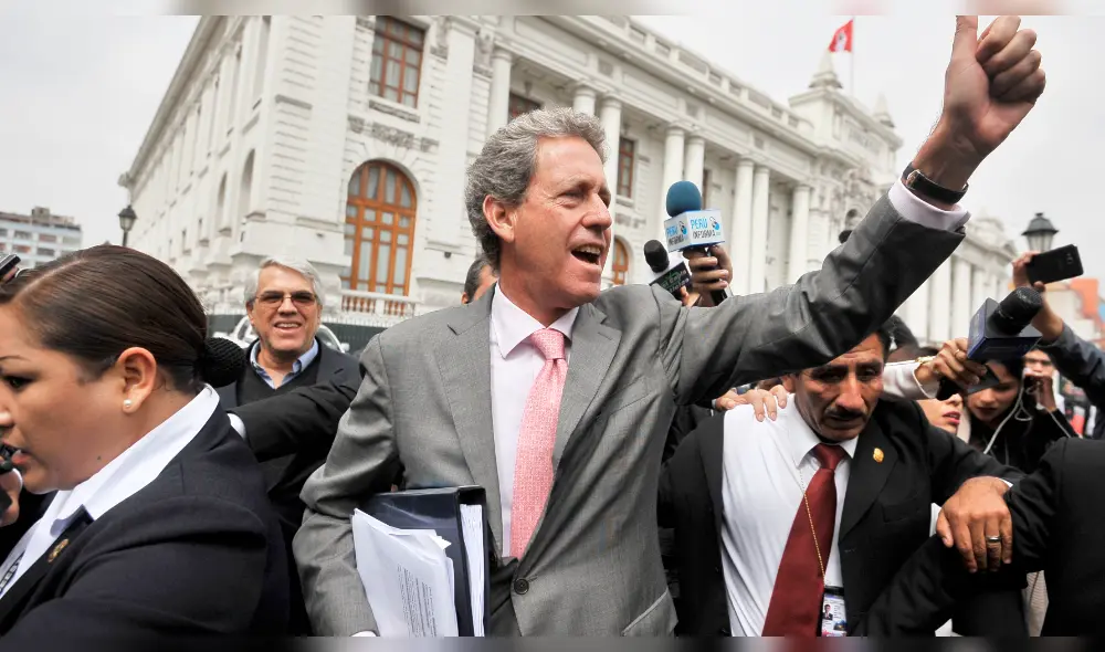 Fiscal Chávarry investigará al exministro Alfredo Thorne por caso Chinchero