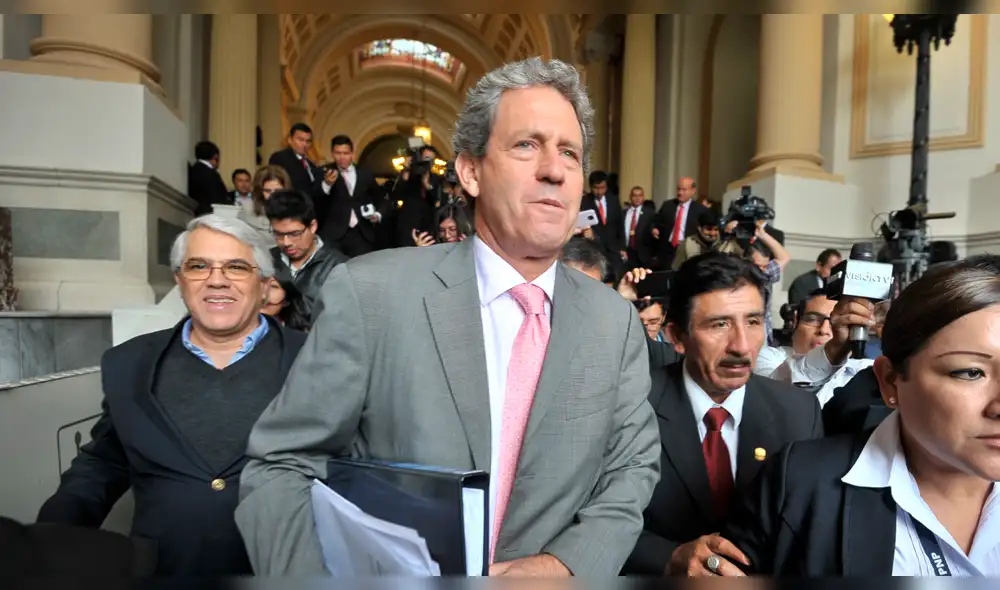 Rechazan pedido para anular denuncia constitucional contra exministro Thorne Rechazan pedido para anular denuncia constitucional contra exministro Thorne