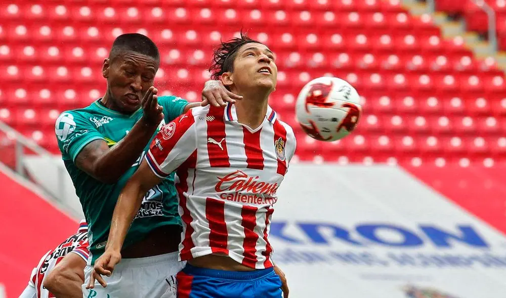 Chivas de Guadalajara y León juegan este miércoles por la ida de los cuartos de final del Torneo Guardianes 2020 de Liga MX. Foto: AFP Chivas de Guadalajara y León juegan este miércoles por la ida de los cuartos de final del Torneo Guardianes 2020 de Liga MX. Foto: AFP