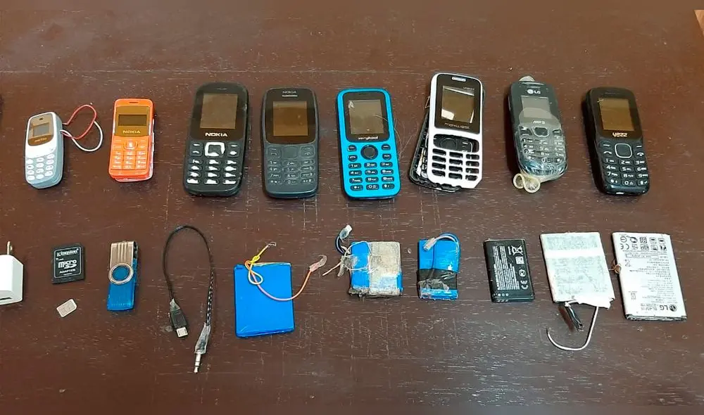 Encontraron objetos prohibidos al interior del penal de Cusco. Encontraron objetos prohibidos al interior del penal de Cusco.