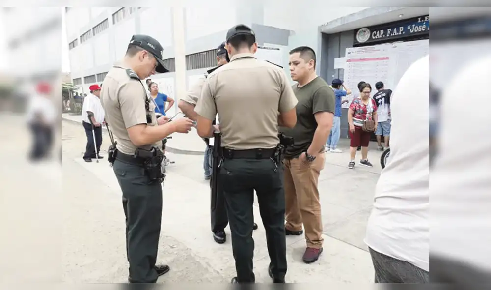 Funcionario. Edwin Sánchez era buscado por violación. Funcionario. Edwin Sánchez era buscado por violación.