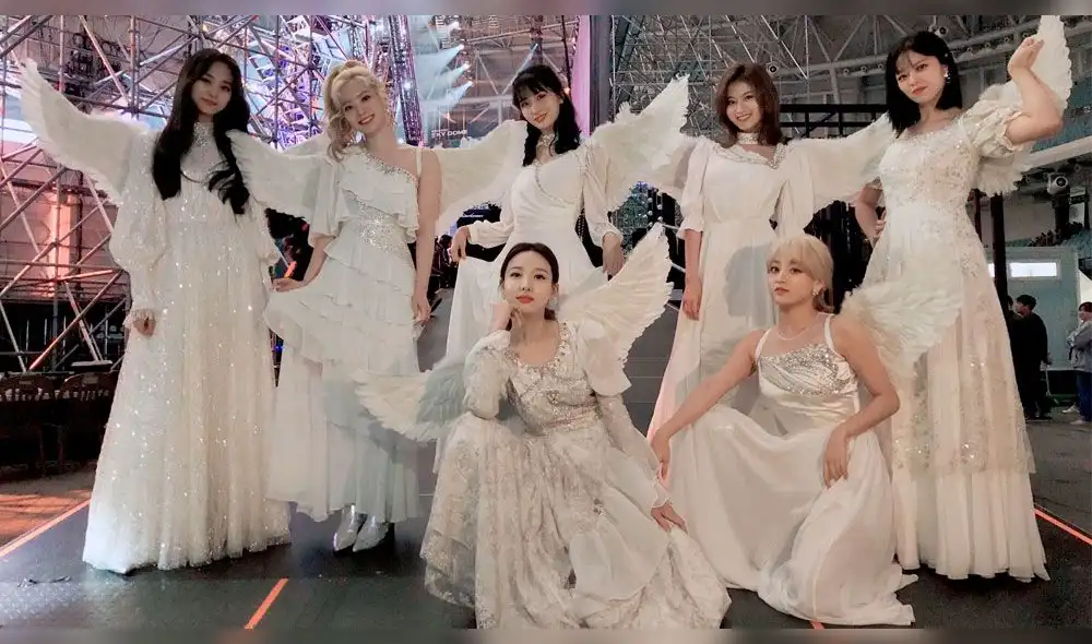 TWICE se viste de ángel para los Golden Disc Awards 2020.