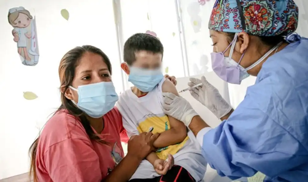 Actualmente, el Perú vacuna a niños de 5 a 11 años contra la COVID-19. Foto: John Reyes/La República Actualmente, el Perú vacuna a niños de 5 a 11 años contra la COVID-19. Foto: John Reyes/La República