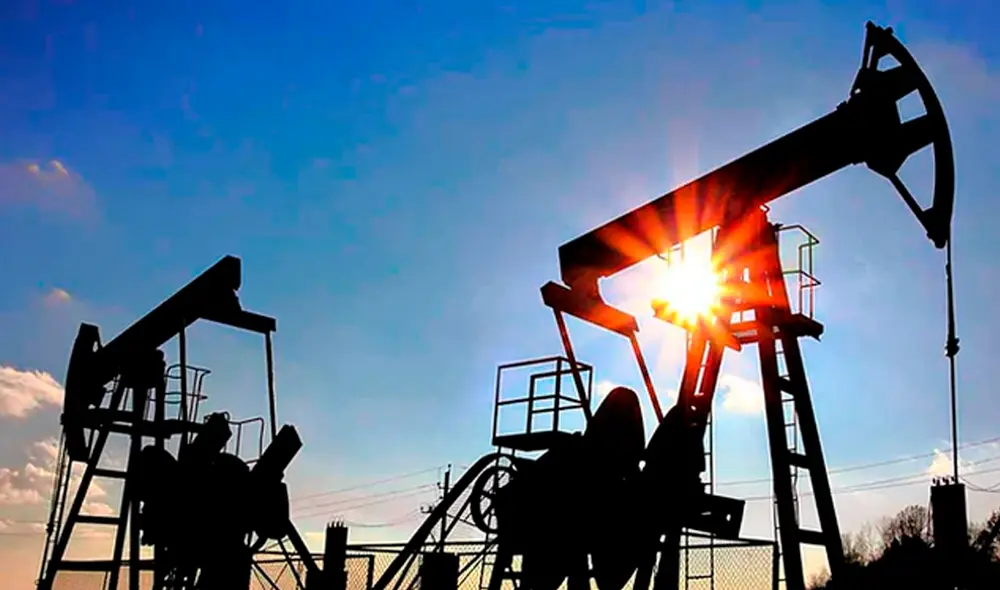 Petróleo abre con ganancias alentado por caída de reservas de crudo en Estados Unidos