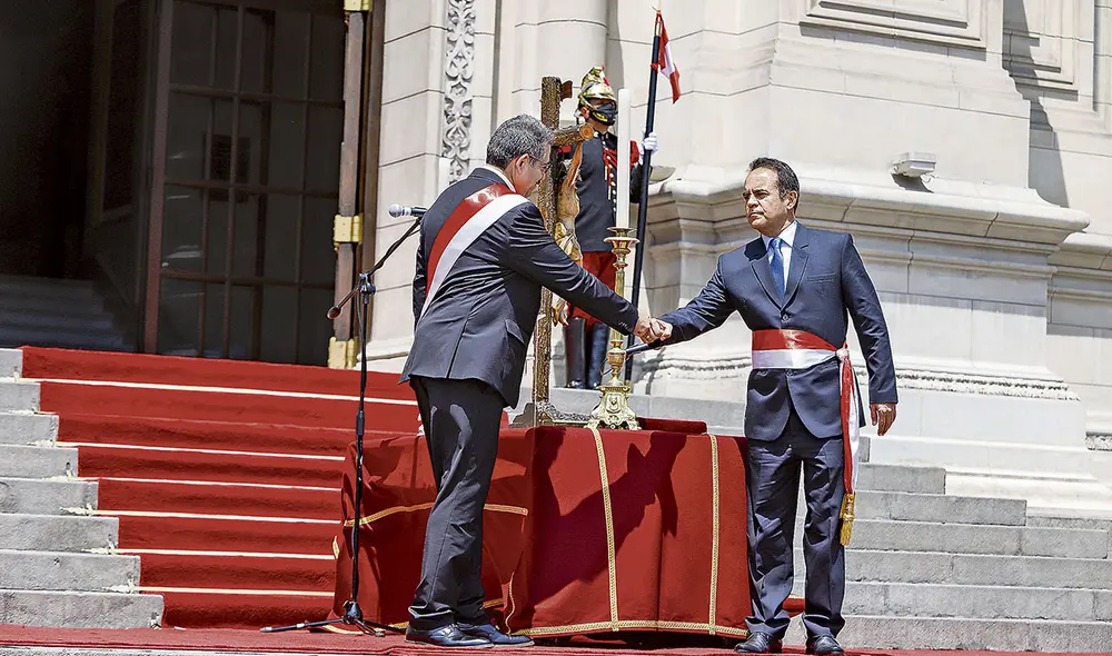 Estado. Manuel Merino, Antero Flores-Aráoz y Gastón Rodríguez deberán responder penalmente por el asesinato de los estudiantes y represión de las marchas. Foto: Sepres.