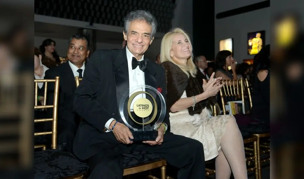 Sara Salazar y José José.