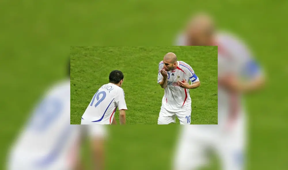 Willy Sagnol y Zidane en la selección de Francia. Foto: Internet.