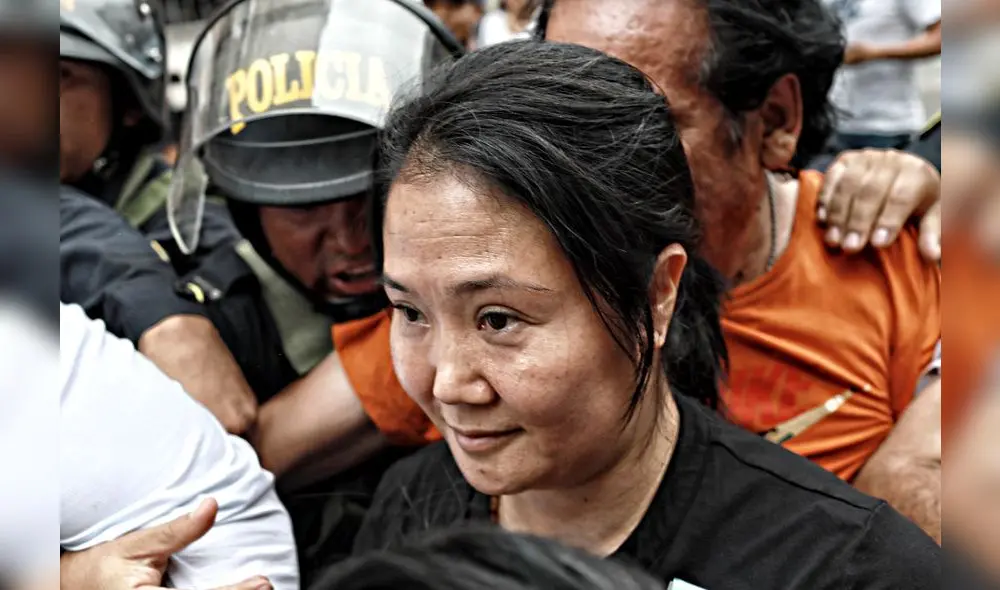 Pablo Villanueva ‘Melcochita’ confesó que asistió a los cócteles de Keiko Fujimori Pablo Villanueva ‘Melcochita’ confesó que asistió a los cócteles de Keiko Fujimori