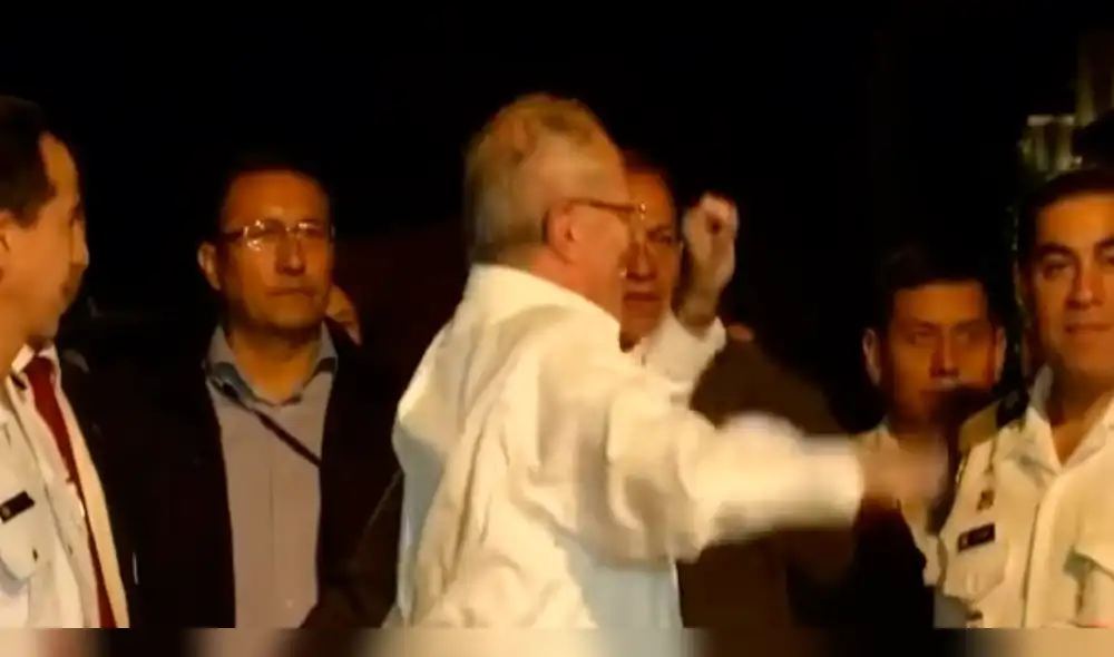 PPK realizó peculiar baile tras librarse de la vacancia presidencial [VIDEO]