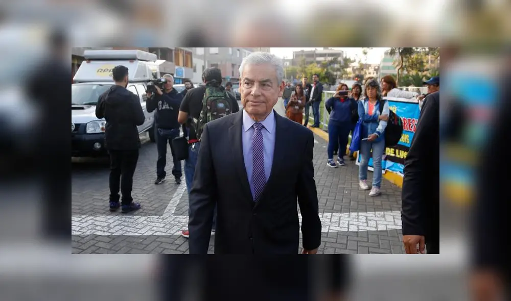 Martín Vizcarra: estos serían sus nuevos ministros, según semanario Martín Vizcarra: estos serían sus nuevos ministros, según semanario