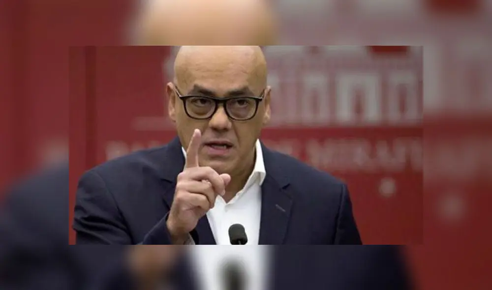 Jorge Rodríguez explicó cómo se planeó supuestamente el motín con ayuda de Colombia, Perú y Brasil. Foto: EFE