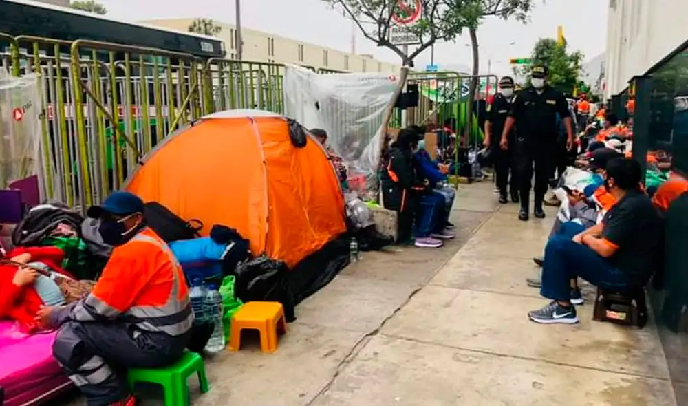 Mineros aseguraron que continuarán las protestas hasta que hallen solución. Foto: Pamela Advíncula / URPI-GLR