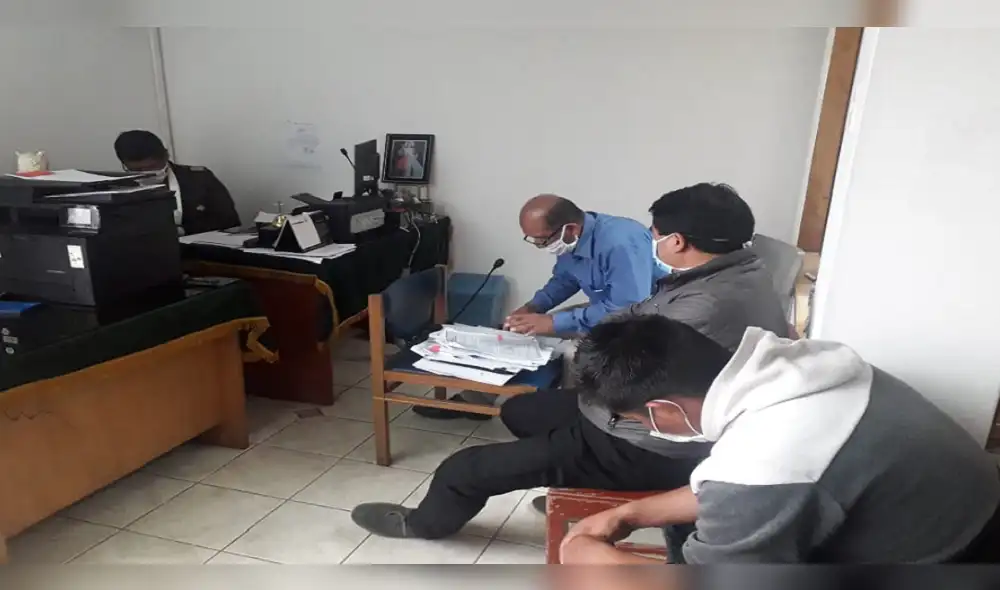 Policía permanecerá detenido.