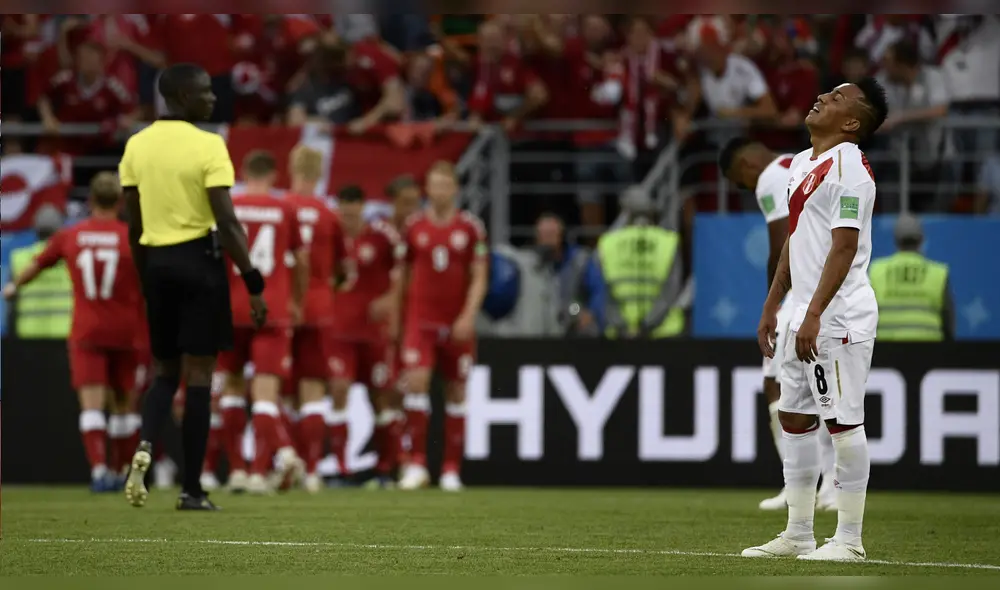 Christian Cueva contó que quiere volver a patear un penal con la selección peruana. Foto: AFP Christian Cueva contó que quiere volver a patear un penal con la selección peruana. Foto: AFP