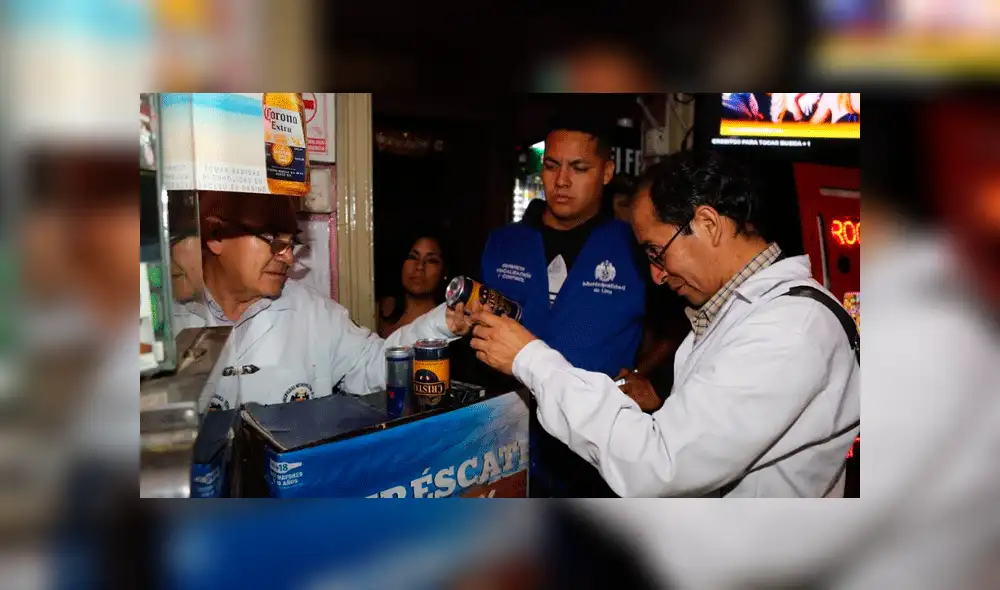 Cercado: clausuran hospedajes que vendían licores adulterados Cercado: clausuran hospedajes que vendían licores adulterados