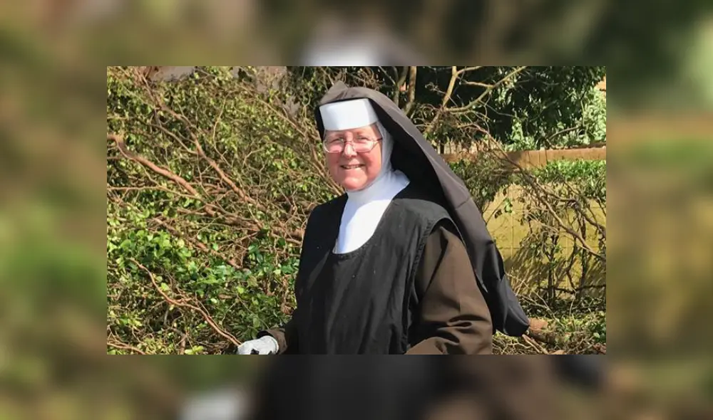 Twitter: Monja ‘limpiando’ con motosierra tras el paso del huracán Irma causa furor en redes [VIDEO]