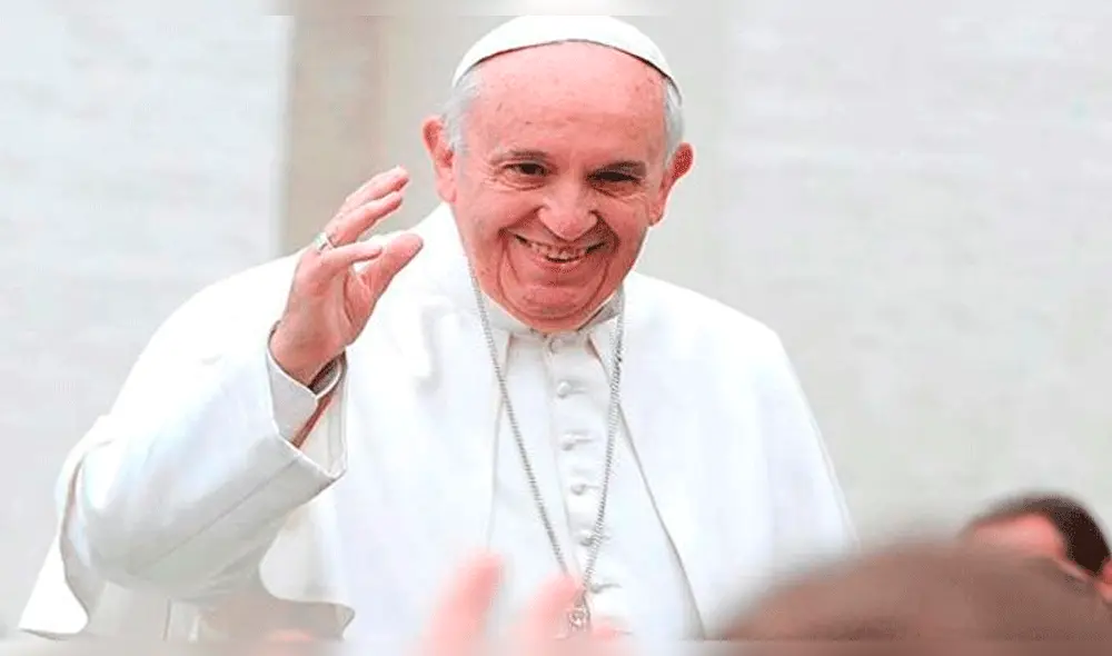 ¿Por qué el papa Francisco siempre viste de blanco? 
