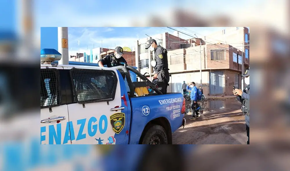 Miembros de la Policía y del serenazgo llegaron hasta la vivienda de la anciana en Juliaca. Miembros de la Policía y del serenazgo llegaron hasta la vivienda de la anciana en Juliaca.