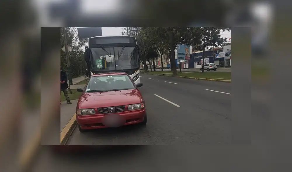 Choque entre bus y taxi ocurrió en la calle Punta del Este. (Fotos: Grupo La República)